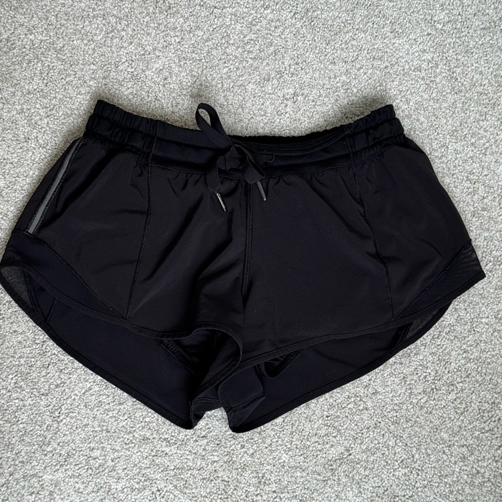 Lululemon Hotty Hot Low-Rise Shorts